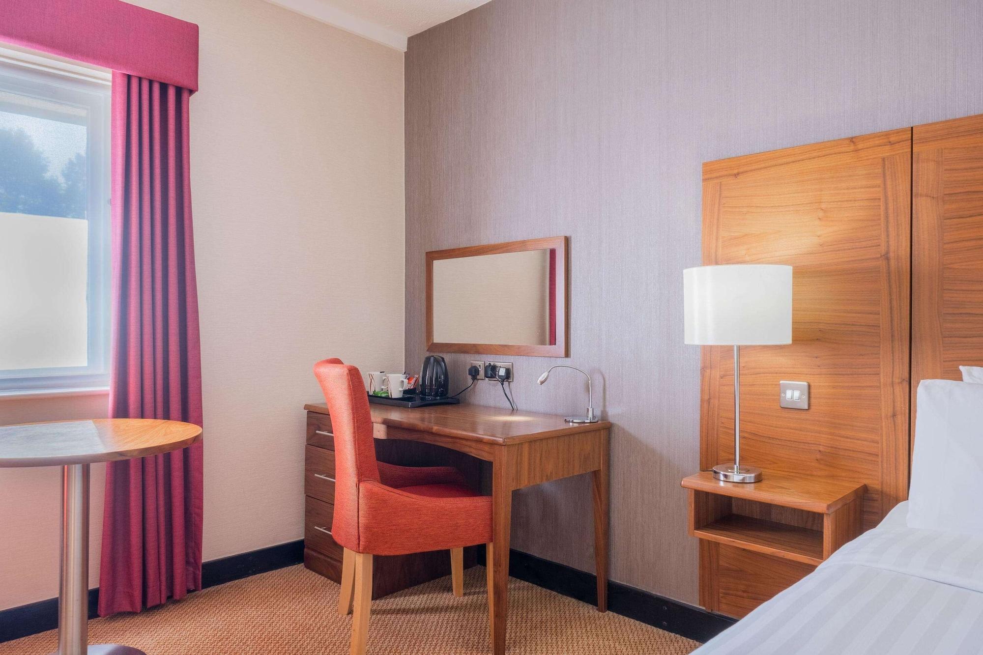 Clarion Cedar Court Wakefield Hotel Экстерьер фото