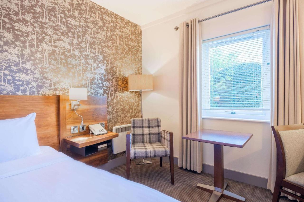 Clarion Cedar Court Wakefield Hotel Экстерьер фото